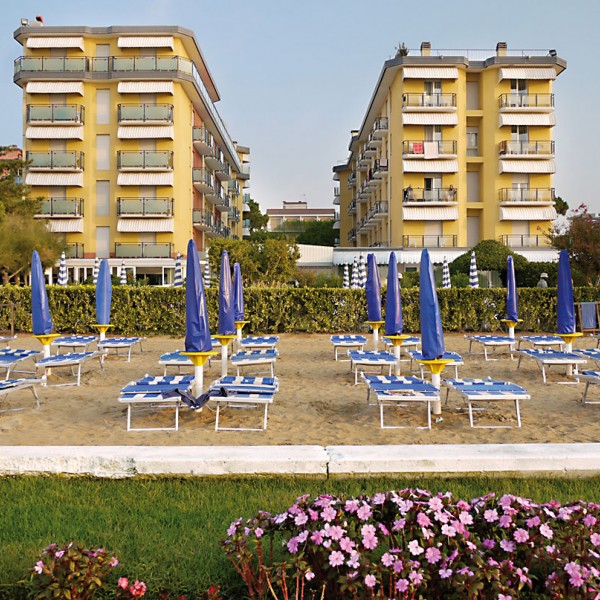 fronte-dalla-spiaggia
