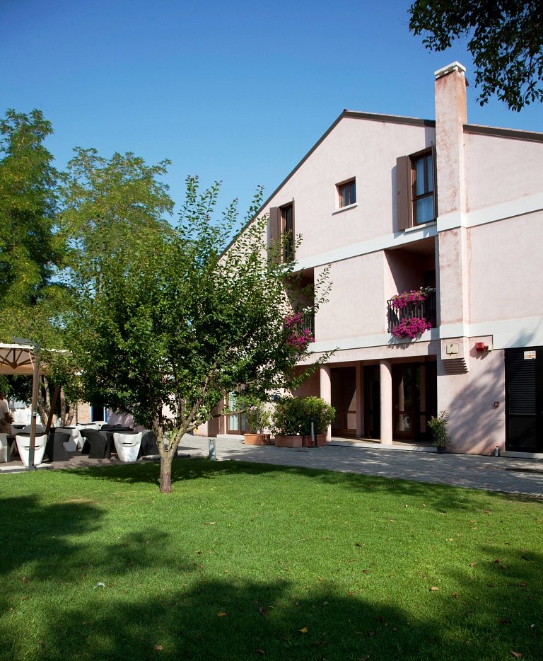 vie-of-the-hotel