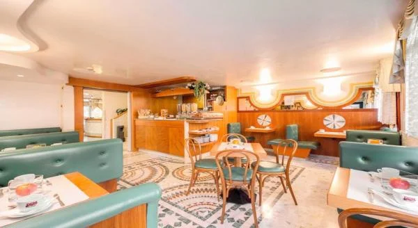 Sala colazione Carettoni