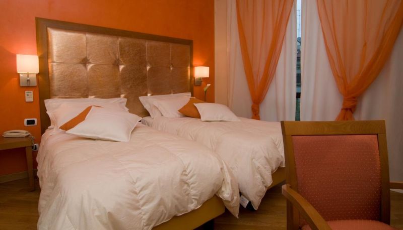 Europa-Padua-Double_room_standard-4-543182 (1)
