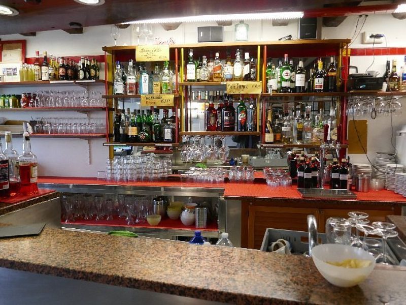einfache-snack-bar-mit
