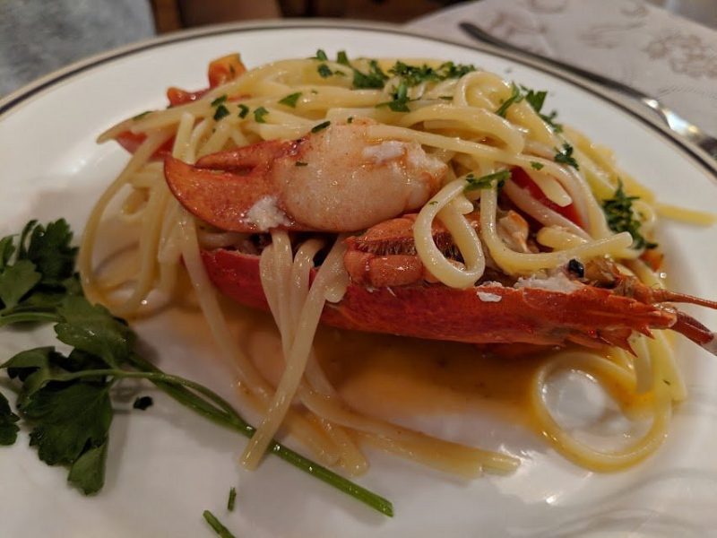 fresh-lobster-linguine