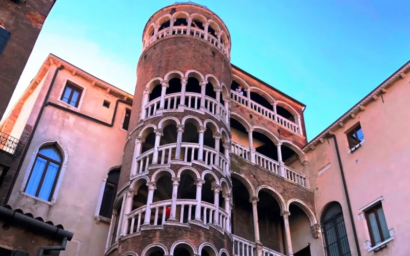 id012-passeggiata-venezia-nascosta-full